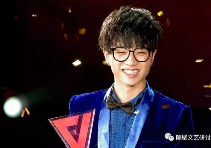 秒懂百科“随意玩炸 金花链接房卡哪里有”详细房卡教程