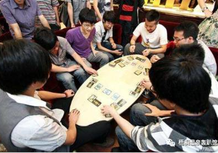 房卡必备教程“微信群炸 金花房卡链接”房卡怎么购买