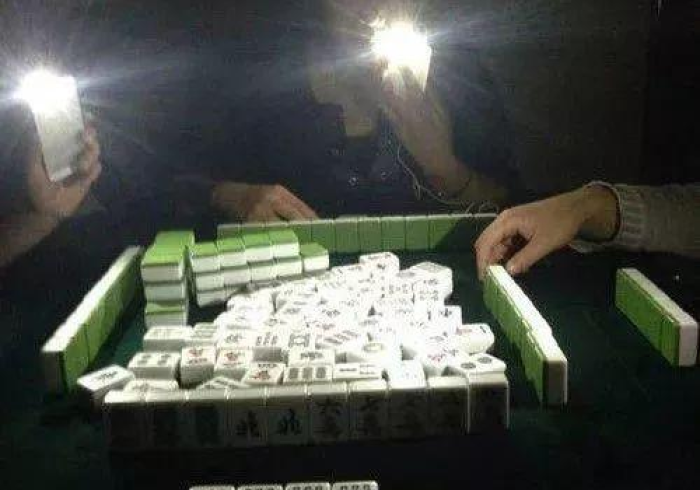 房卡必备教程“微信群金花房卡哪里充值”房卡获取方式 房卡必备教程“微信群金花房卡哪里充值”房卡获取方式