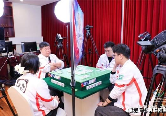 房卡必备教程“微信牛牛链接房卡哪里买的”房卡怎么购买