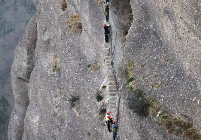 一分钟介绍使用“微信群金花房卡哪里充值”获取房卡教程-哔哩哔哩