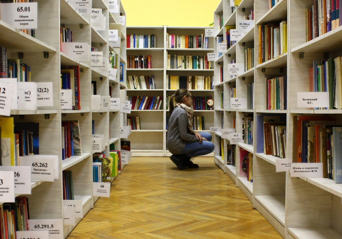 秒懂百科“微信怎么炸 金花自建房间步骤”房卡使用教程